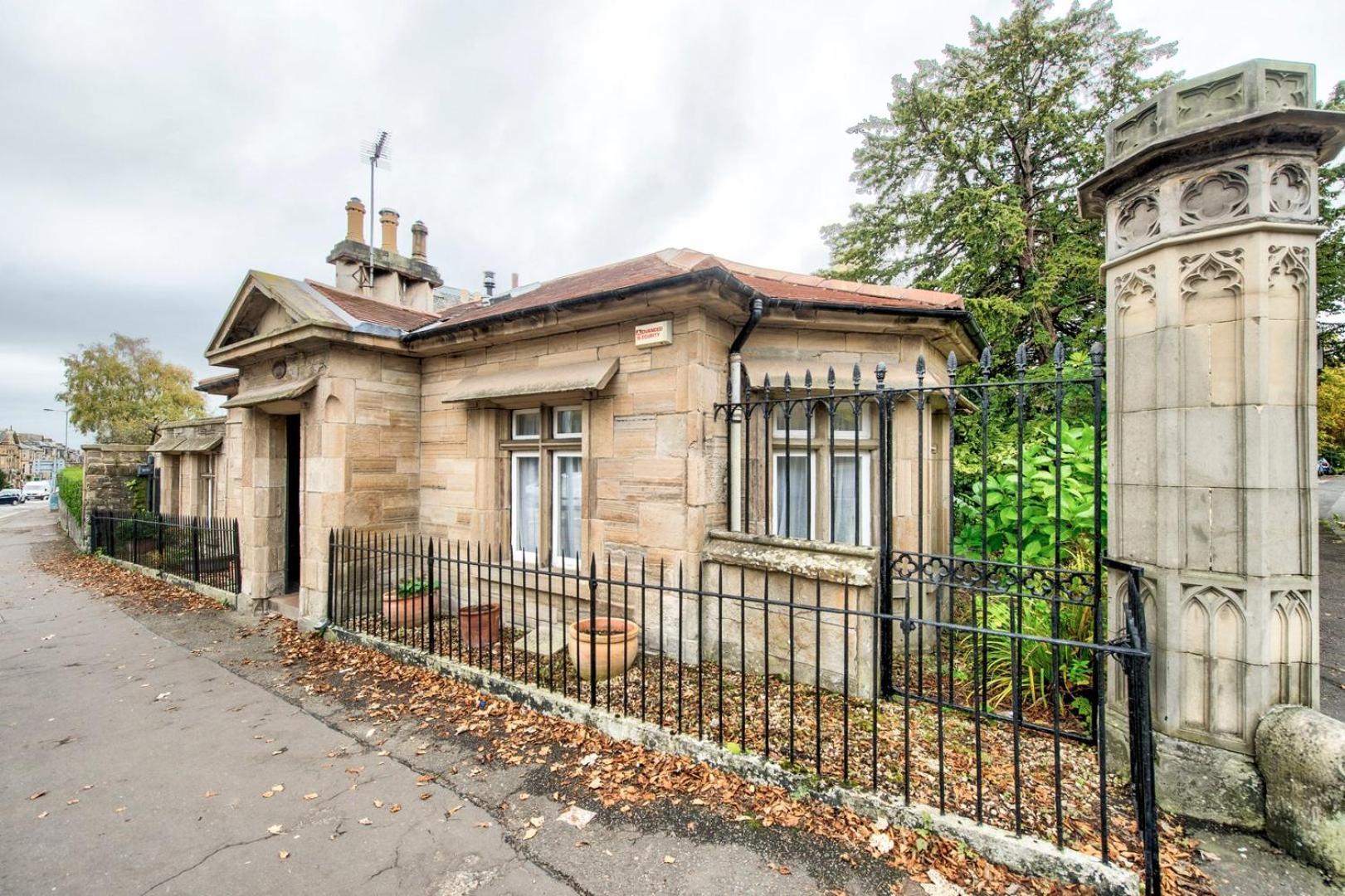 Guestready - Classic Charm Near Holyrood Park EDI Buitenkant foto